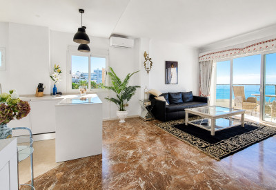 1 Bedroom Middle Floor Apartment in Calahonda - Image 4