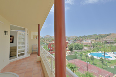 3 Bedroom Middle Floor Apartment in La Cala Hills - Image 1