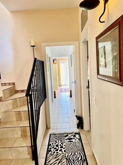 3 Bedroom Townhouse in Estepona - Image 3