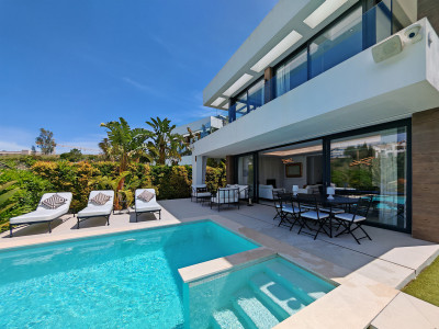 5 Bedroom Detached Villa in Estepona