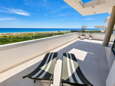 3 Bedroom Penthouse Duplex in La Alcaidesa - Image 4