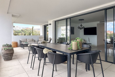 4 Bedroom Ground Floor Apartment in Artola