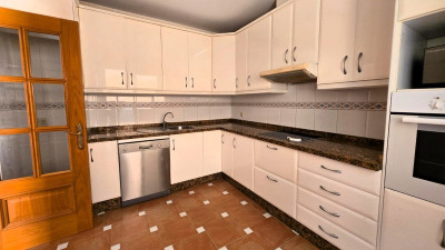 4 Bedroom Townhouse in La Cala de Mijas - Image 4