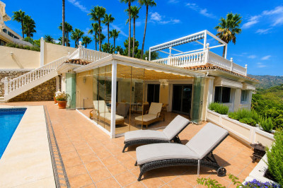 4 Bedroom Detached Villa in Elviria - Image 4
