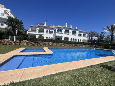 2 Bedroom Ground Floor Apartment in Mijas Costa - Image 2