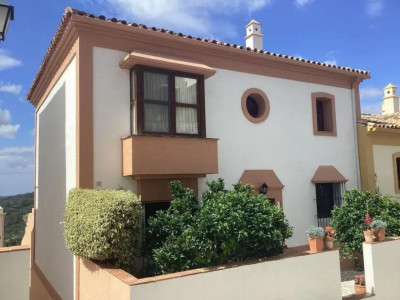 2 Bedroom Townhouse in Benahavís