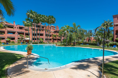 2 Bedroom Ground Floor Apartment in Guadalmina Baja