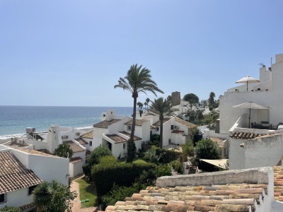 2 Bedroom Penthouse Duplex in Estepona - Image 1
