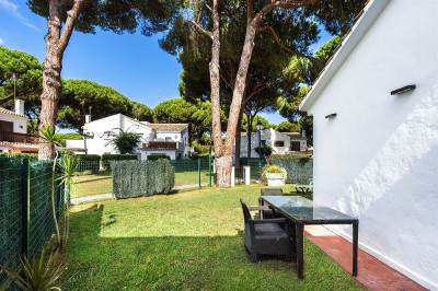 4 Bedroom Townhouse in Benamara - Image 2
