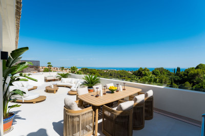 4 Bedroom Penthouse in The Golden Mile - Image 4