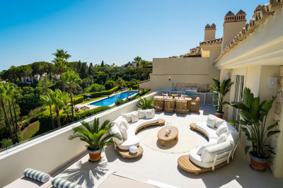 4 Bedroom Penthouse in The Golden Mile - Image 5