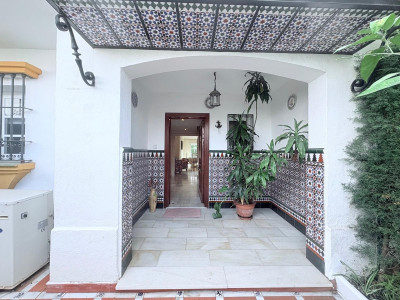 5 Bedroom Semi-Detached House in Cancelada - Image 3