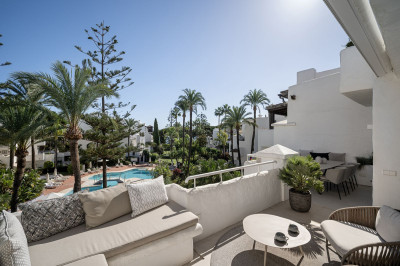 3 Bedroom Penthouse Duplex in The Golden Mile - Image 2