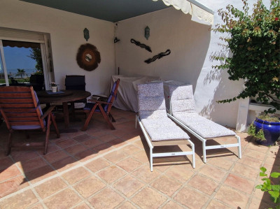 2 Bedroom Semi-Detached House in Casares Playa - Image 2