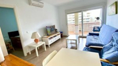 1 Bedroom Middle Floor Apartment in Benalmadena - Image 2