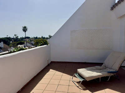 4 Bedroom Penthouse Duplex in Guadalmina Baja - Image 4