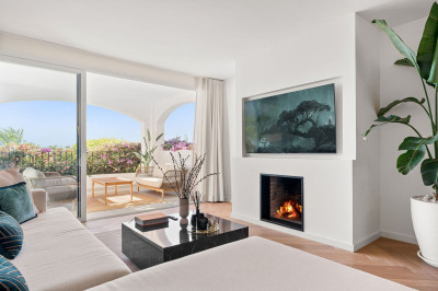 4 Bedroom Townhouse in The Golden Mile - Image 2