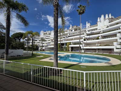 4 Bedroom Ground Floor Apartment in Marbella