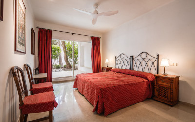4 Bedroom Ground Floor Apartment in Marbella - Image 4