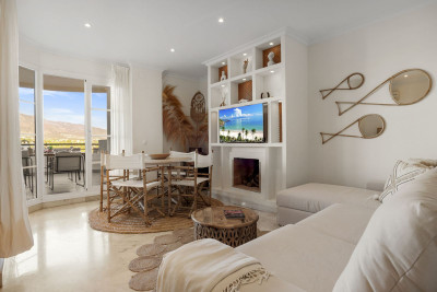 2 Bedroom Duplex in Nueva Andalucía - Image 3