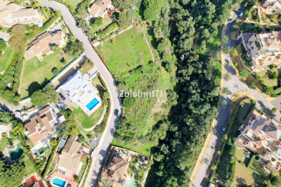 Residential Plot in Elviria
