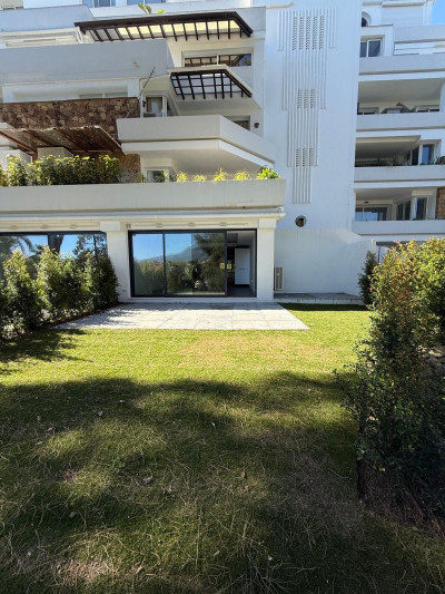 1 Bedroom Ground Floor Apartment in Nueva Andalucía