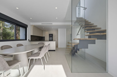 3 Bedroom Penthouse Duplex in El Paraiso - Image 2