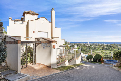 4 Bedroom Penthouse Duplex in Los Almendros