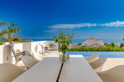 4 Bedroom Detached Villa in La Cala de Mijas - Image 3