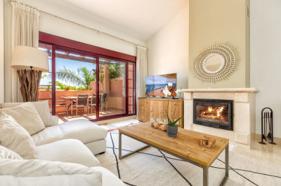 3 Bedroom Penthouse Duplex in La Mairena - Image 3