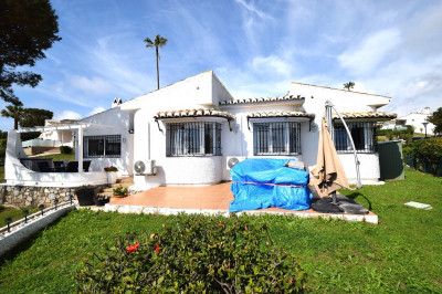 3 Bedroom Detached Villa in La Cala de Mijas - Image 1