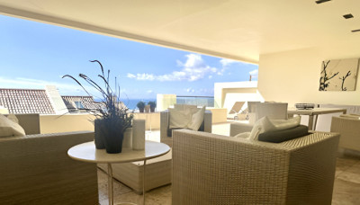 2 Bedroom Middle Floor Apartment in Altos de los Monteros - Image 2