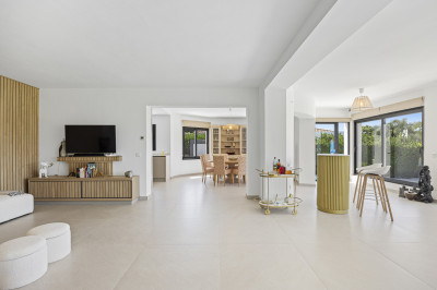 4 Bedroom Detached Villa in Guadalmina Alta - Image 4
