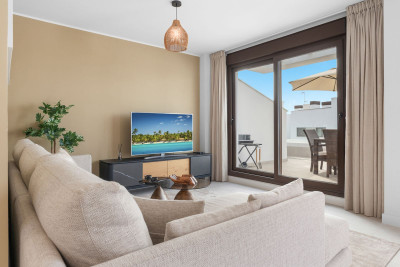 3 Bedroom Penthouse in Estepona - Image 3