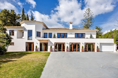 7 Bedroom Detached Villa in San Pedro de Alcántara