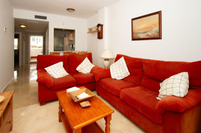 2 Bedroom Ground Floor Apartment in Riviera del Sol - Image 2