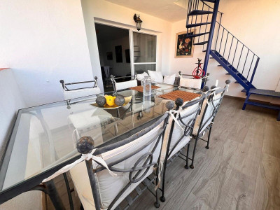 2 Bedroom Penthouse in Estepona - Image 3