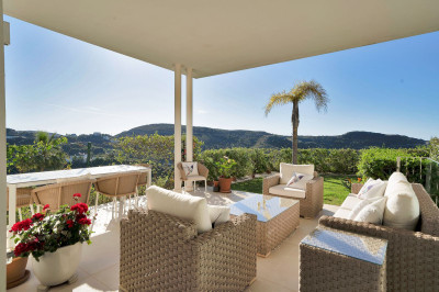 3 Bedroom Duplex in Benahavís
