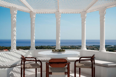 3 Bedroom Penthouse in The Golden Mile - Image 1