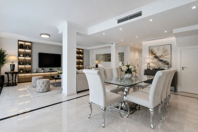 4 Bedroom Townhouse in Nueva Andalucía - Image 3