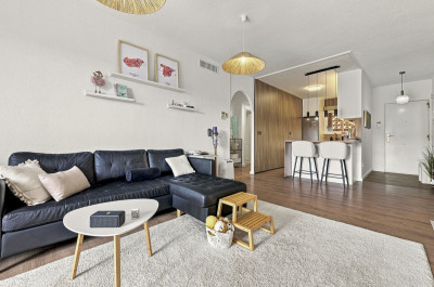 2 Bedroom Middle Floor Apartment in Reserva de Marbella - Image 4