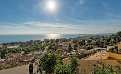 4 Bedroom Detached Villa in Benalmadena - Image 4