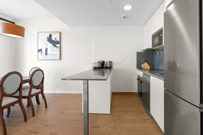 3 Bedroom Penthouse in Estepona - Image 4