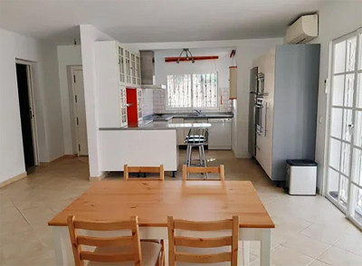 3 Bedroom Detached Villa in Nueva Andalucía - Image 5