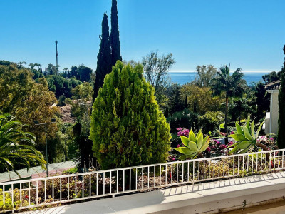 2 Bedroom Ground Floor Apartment in The Golden Mile - Image 2