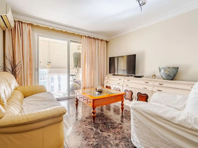 3 Bedroom Middle Floor Apartment in Estepona - Image 1