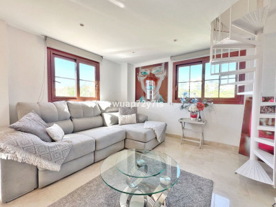 2 Bedroom Penthouse in Benahavís - Image 3