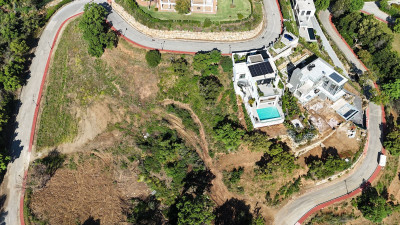 Residential Plot in La Mairena - Image 2