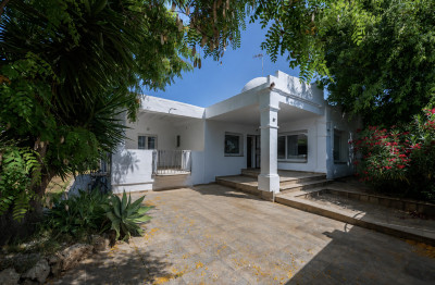 4 Bedroom Semi-Detached House in Hacienda Las Chapas