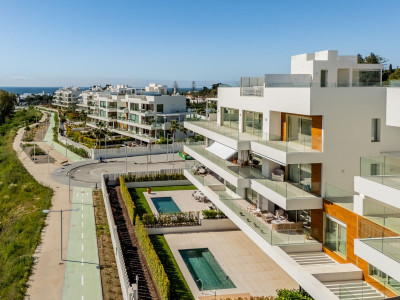 4 Bedroom Ground Floor Apartment in The Golden Mile - Image 3